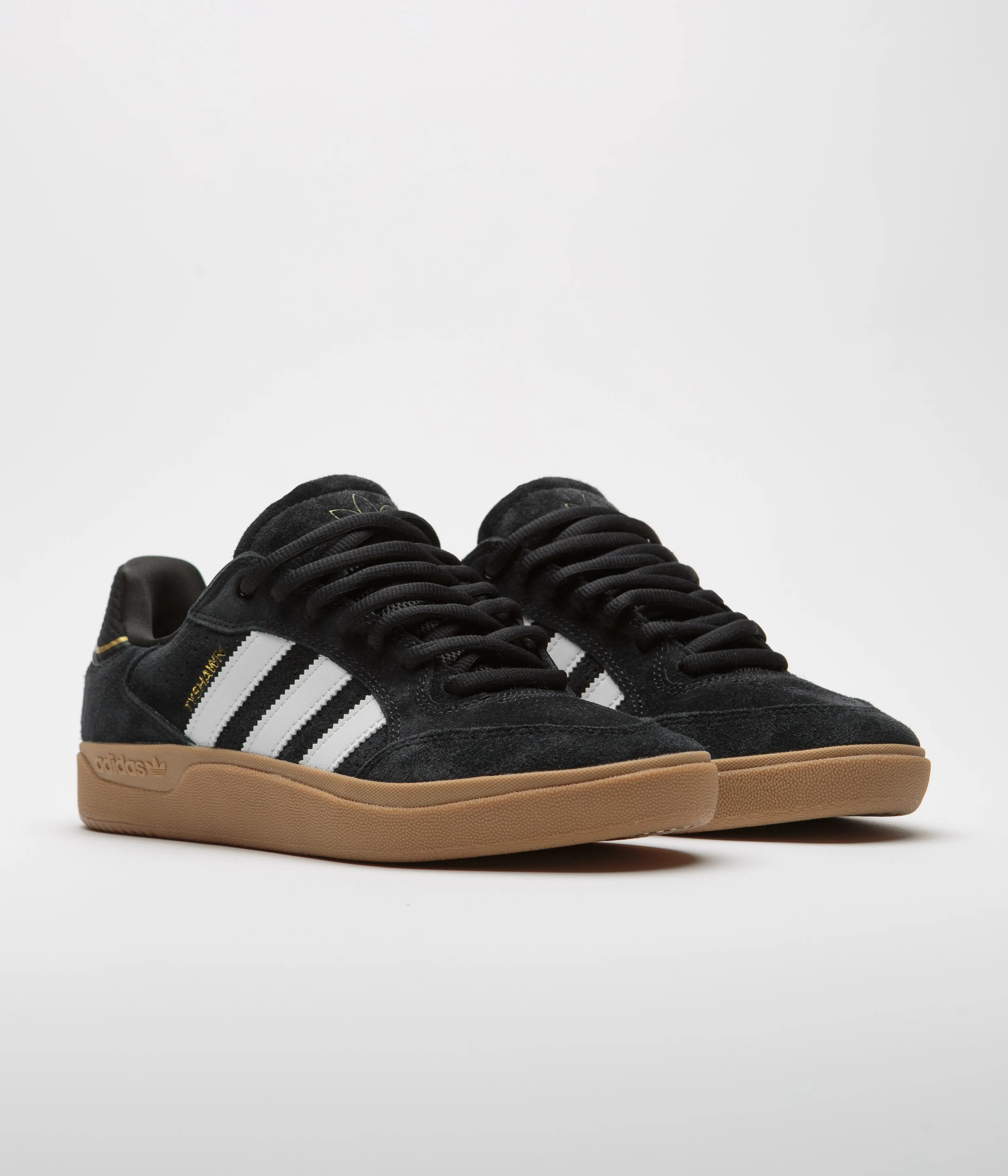 Adidas Tyshawn Low Shoes - Core Black / FTWR White / Gum4