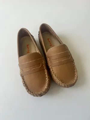 Almond beige penny loafer