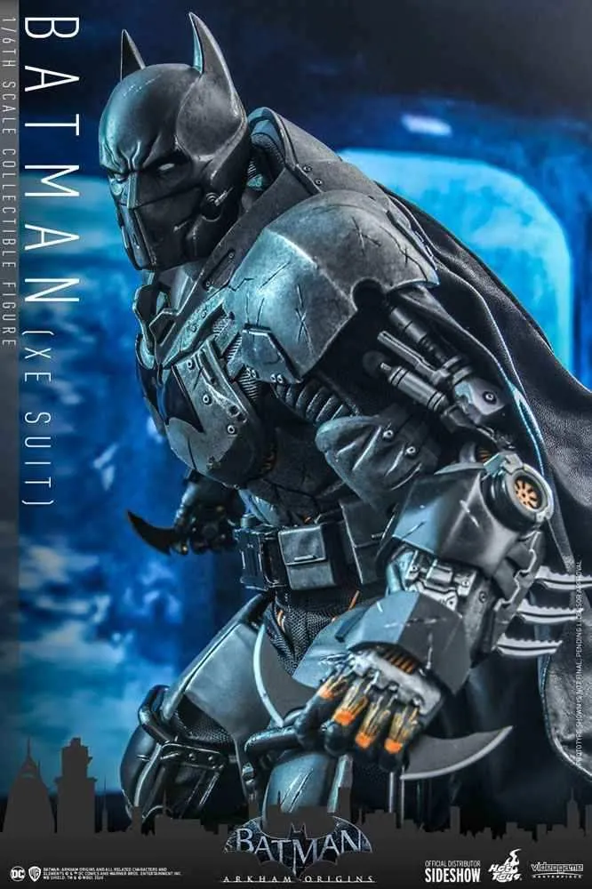 Batman Arkham Origins 1/6 Batman (XE Suit) 33 cm HOT TOYS