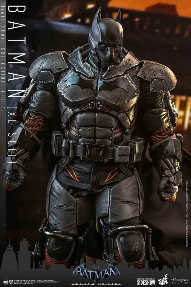 Batman Arkham Origins 1/6 Batman (XE Suit) 33 cm HOT TOYS