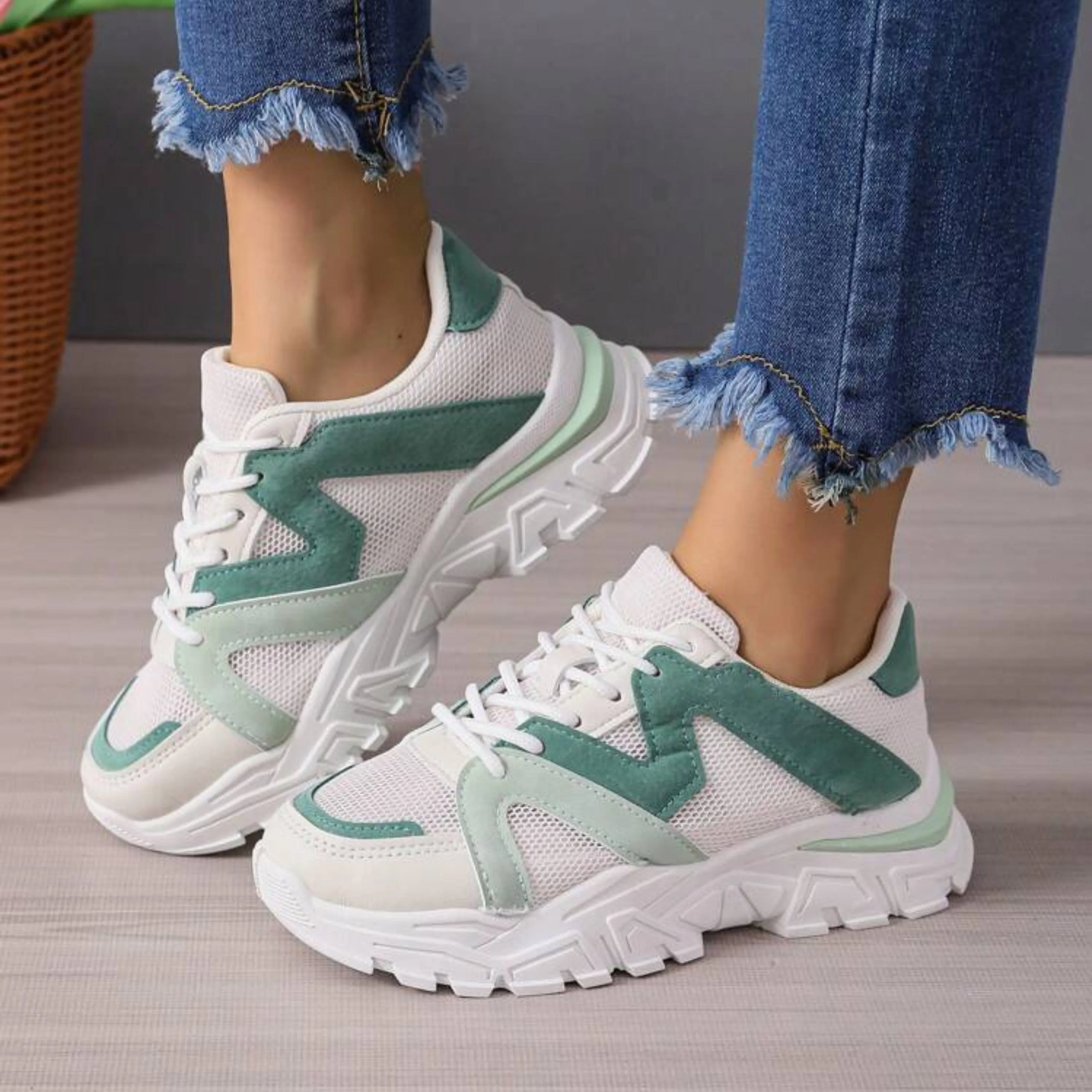 Chunky Round Toe Sneakers