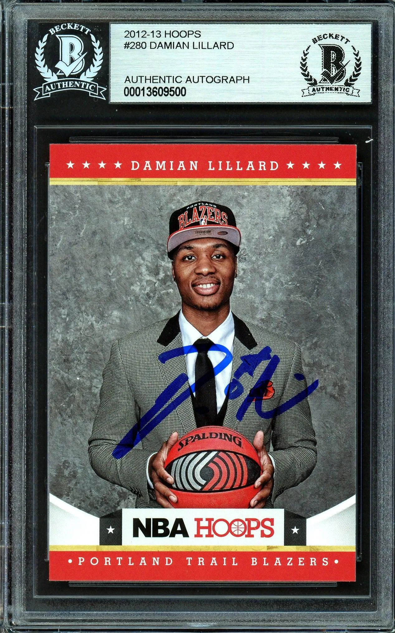 Damian Lillard Autographed 2012-13 Panini Hoops Rookie Card #280 Portland Trail Blazers Beckett BAS #13609500