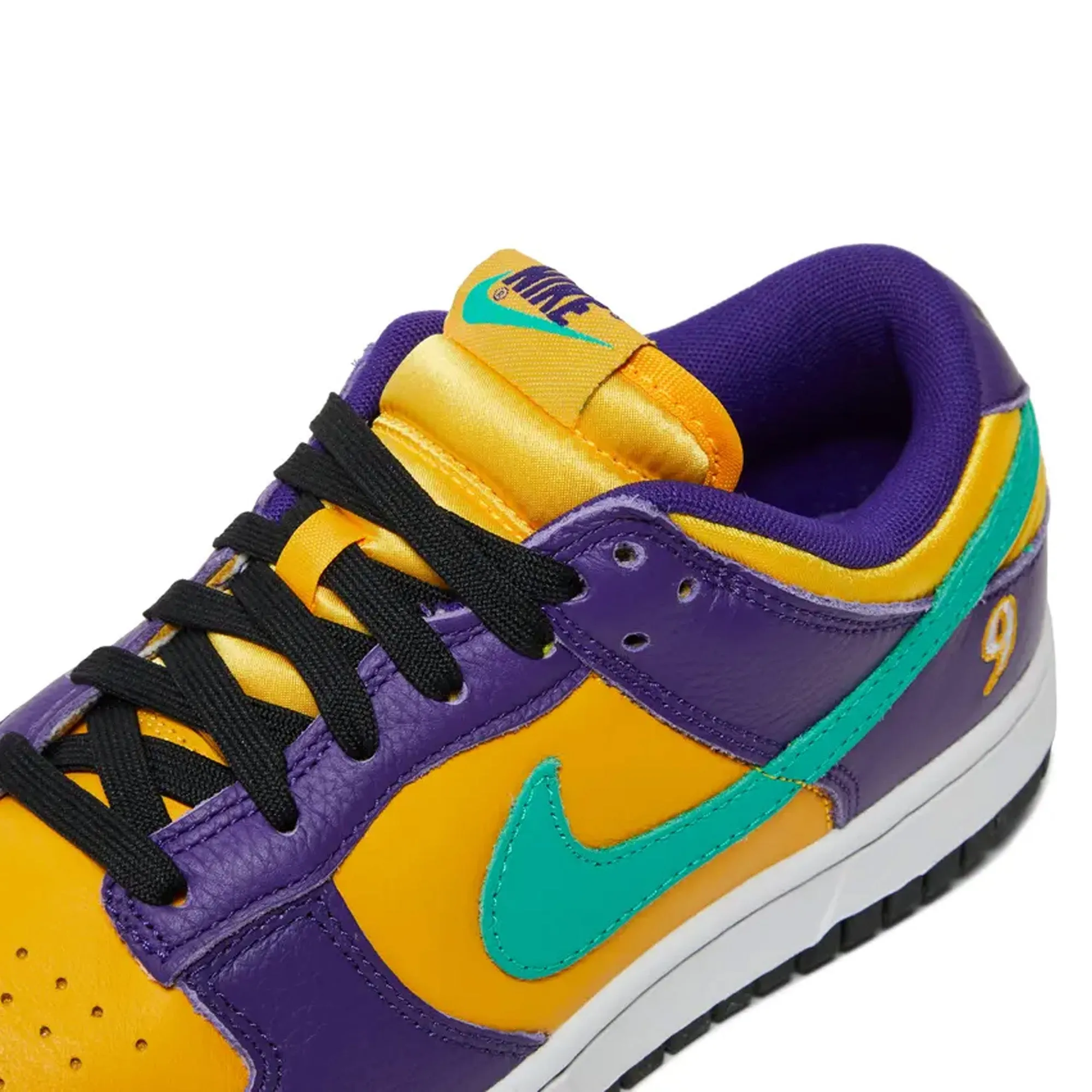 Dunk Low LX 'Lisa Leslie' W (2022)