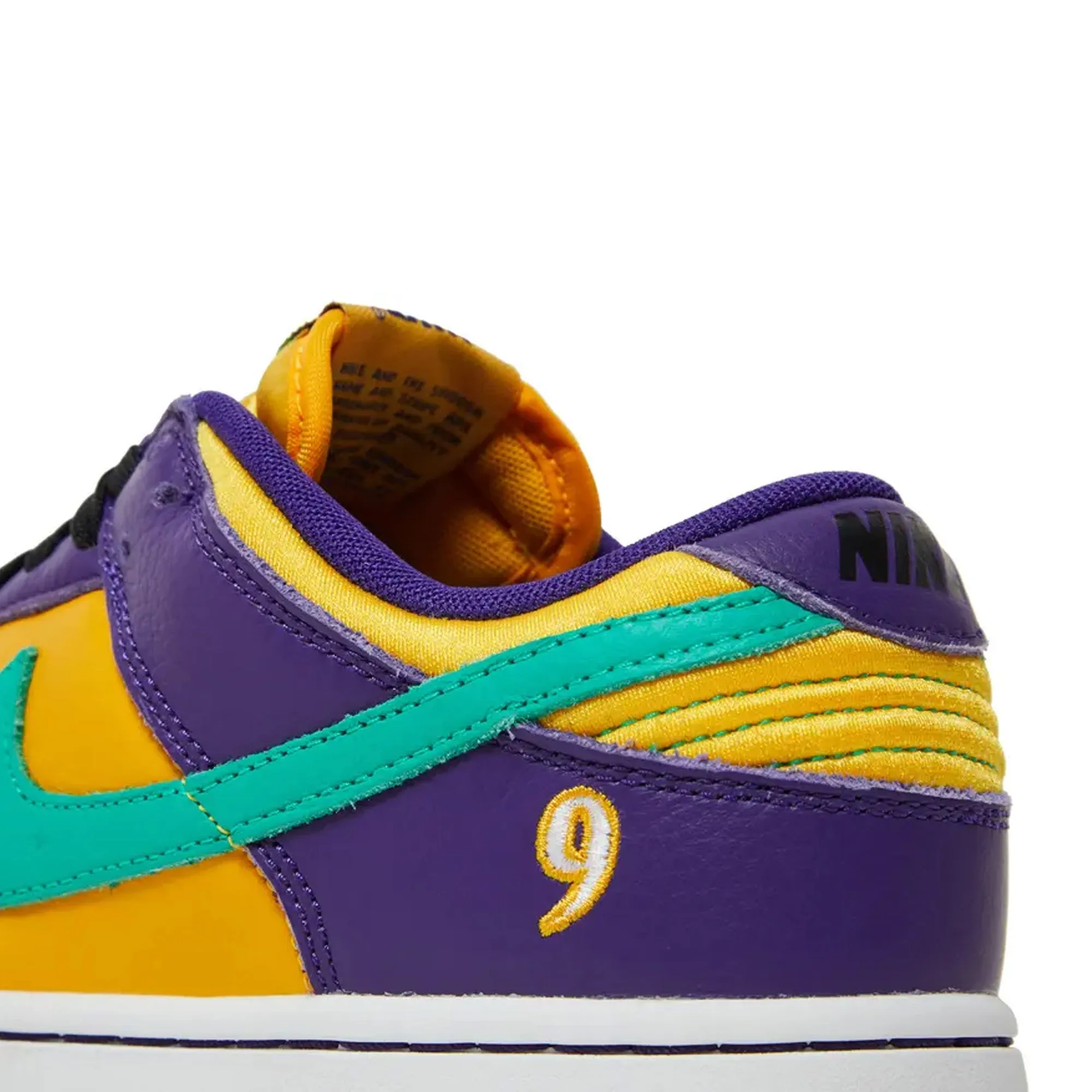 Dunk Low LX 'Lisa Leslie' W (2022)