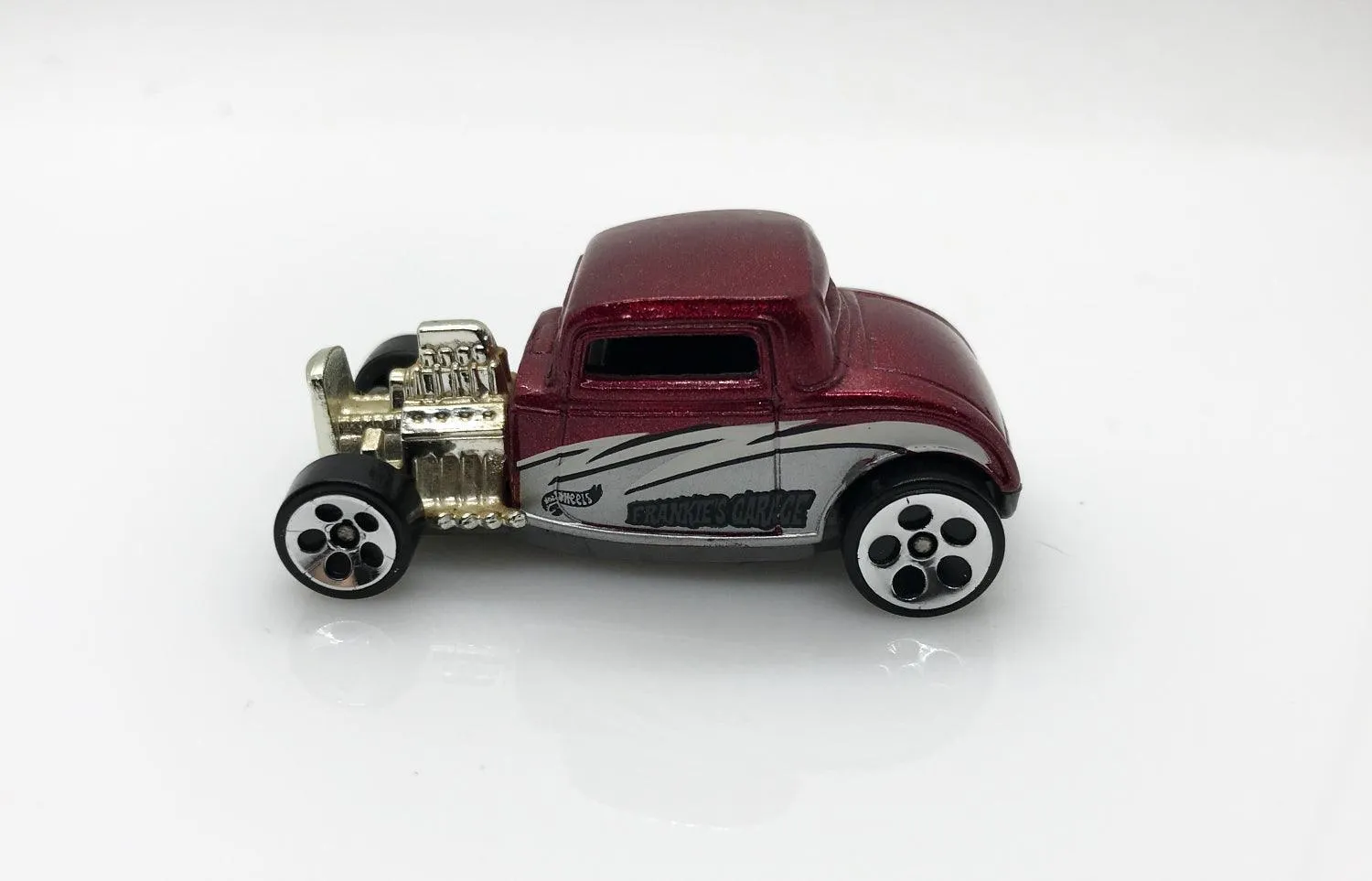 Hot Wheels Dark Red Metallic '32 Ford (1999)