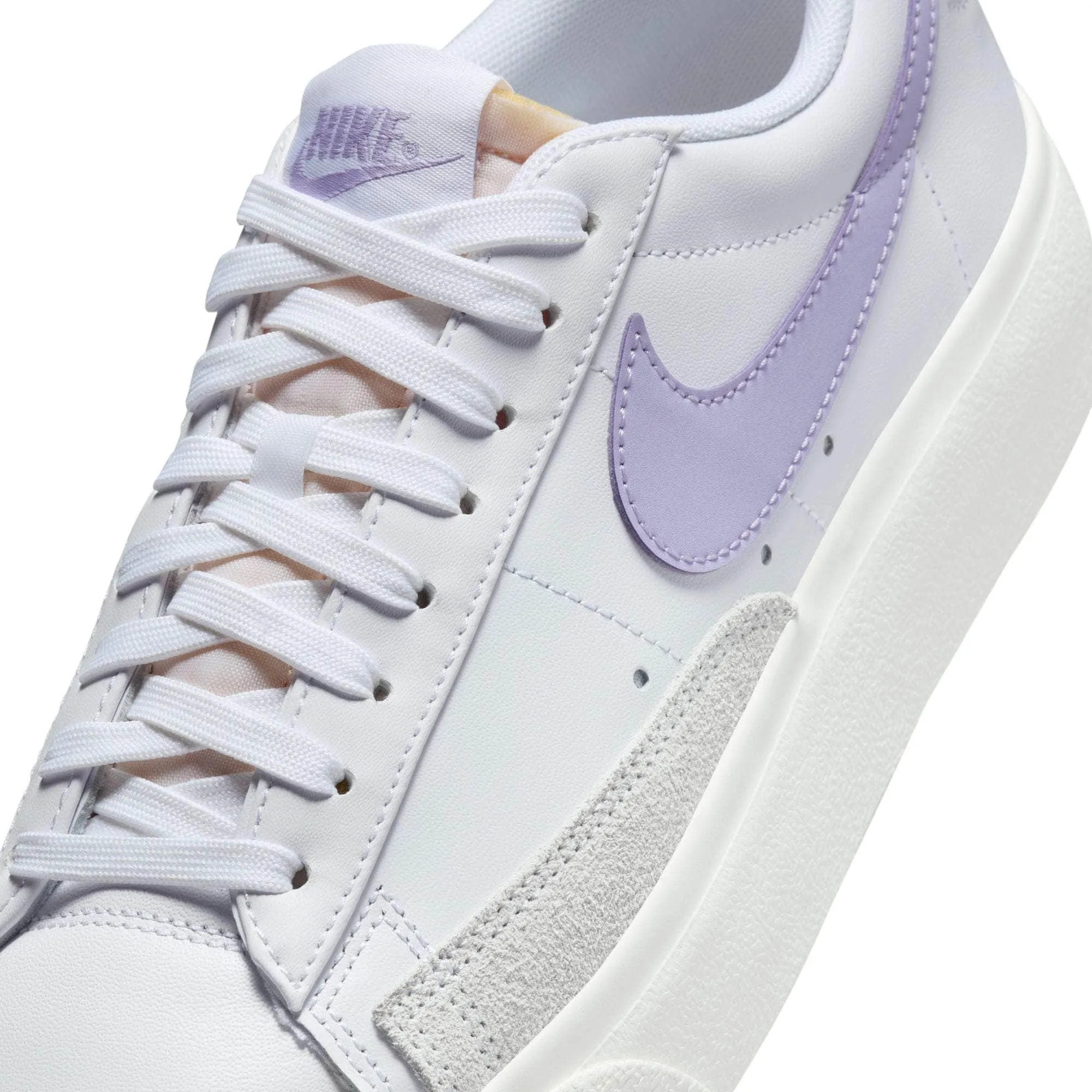 Nike Blazer Low Platform - Women's