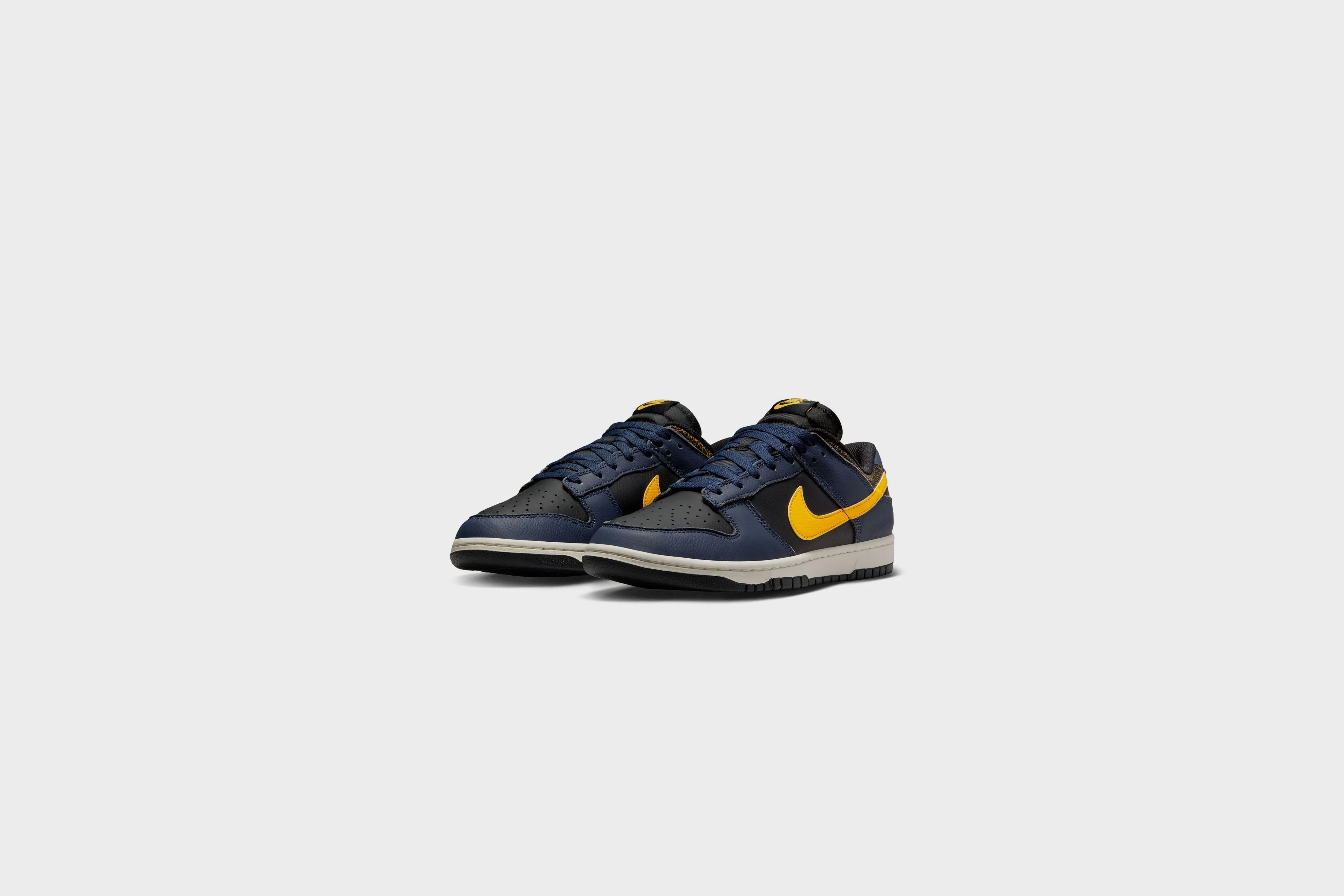 Nike Dunk Low Retro (Black/Tour Yellow)