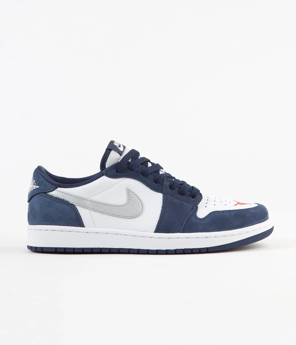 Nike SB Air Jordan 1 Low Shoes - Midnight Navy / Metallic Silver - White