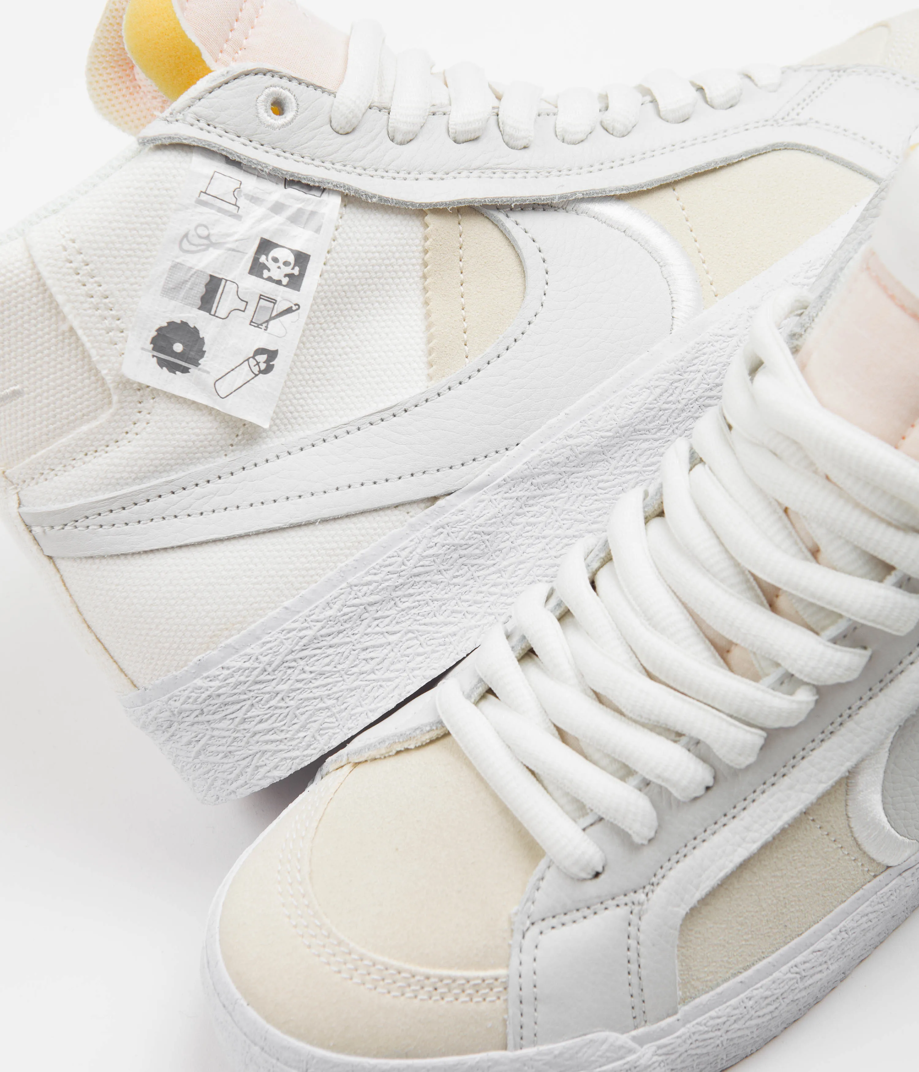 Nike SB Blazer Mid Premium Shoes - Summit White / Summit White