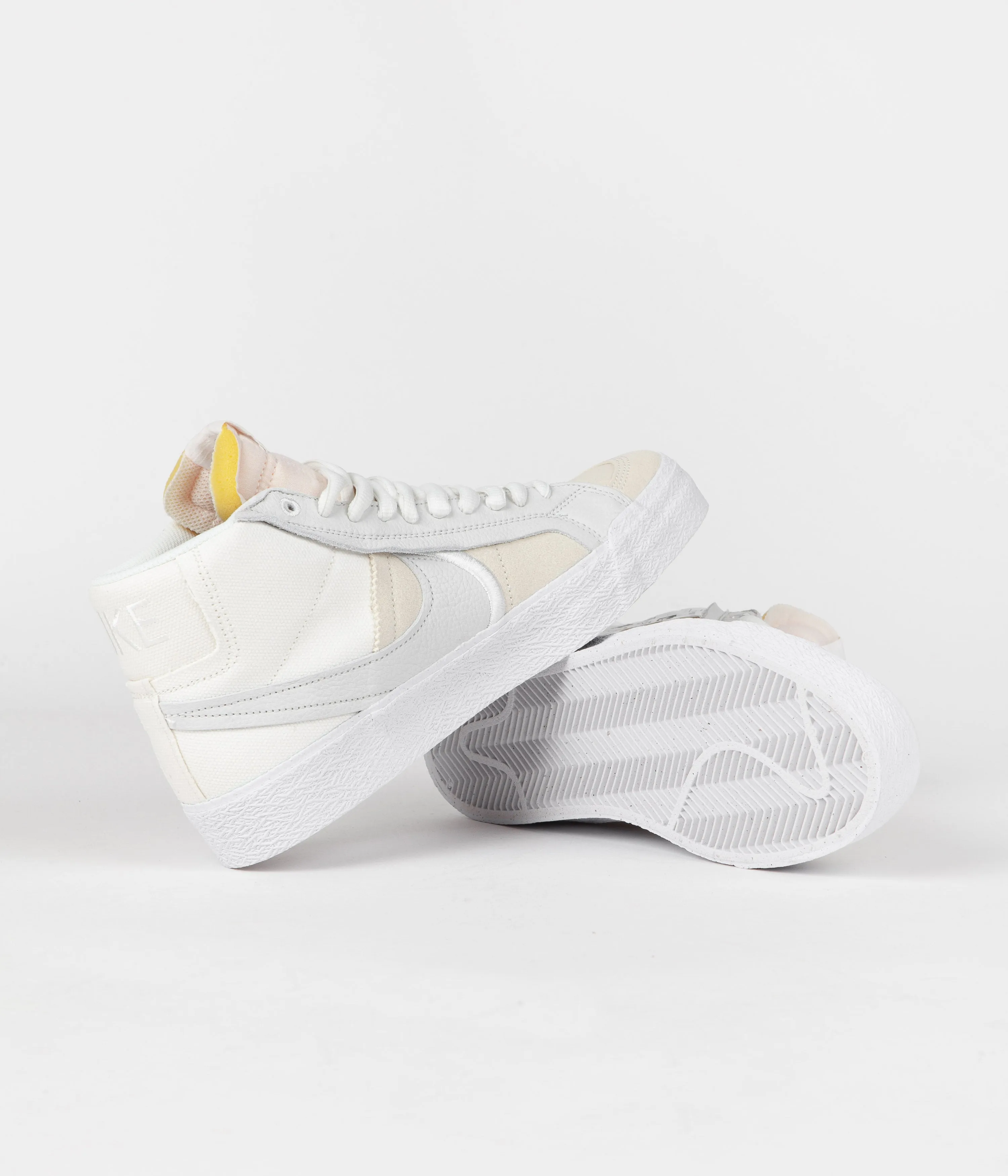 Nike SB Blazer Mid Premium Shoes - Summit White / Summit White