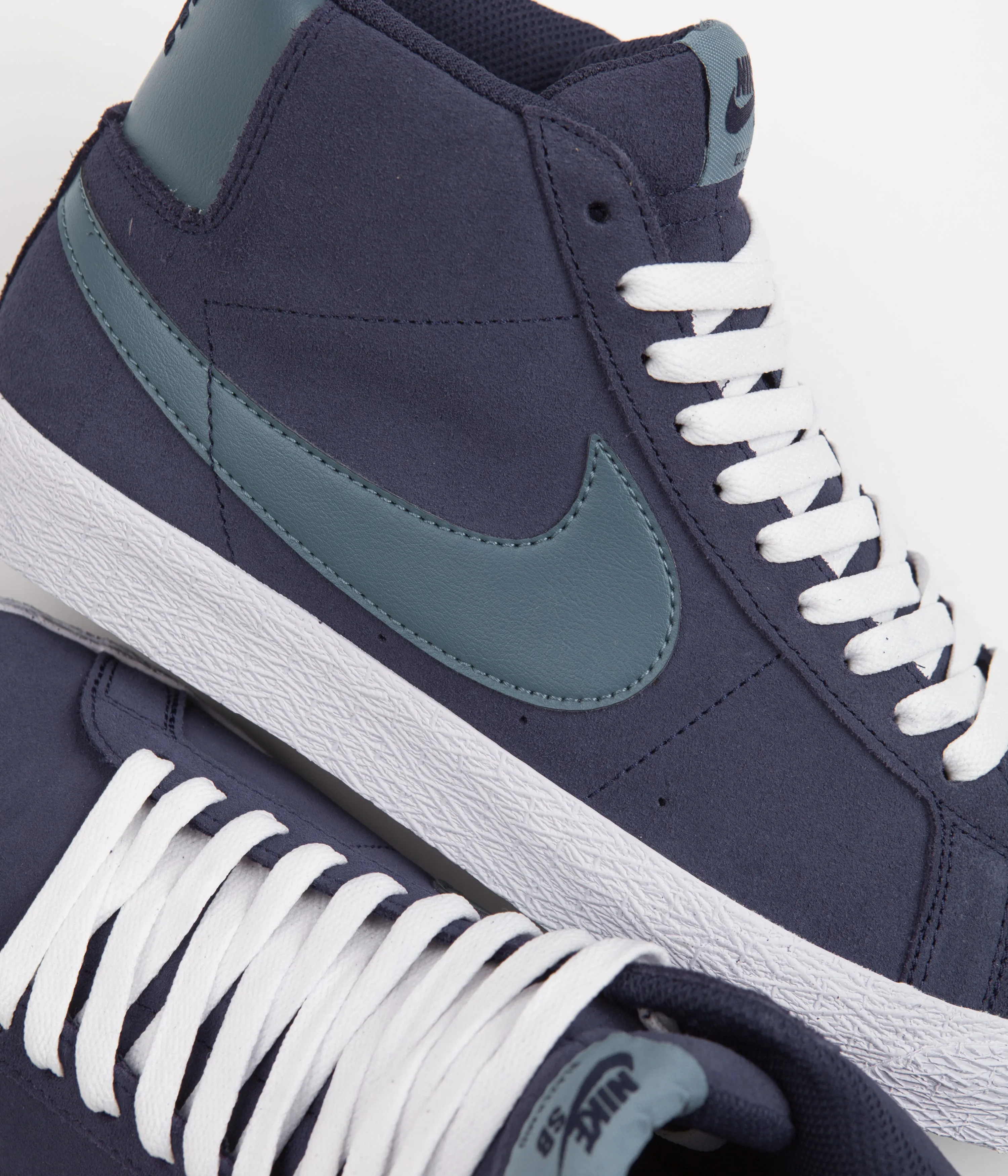 Nike SB Blazer Mid Shoes - Midnight Navy / Noise Aqua - Midnight Navy