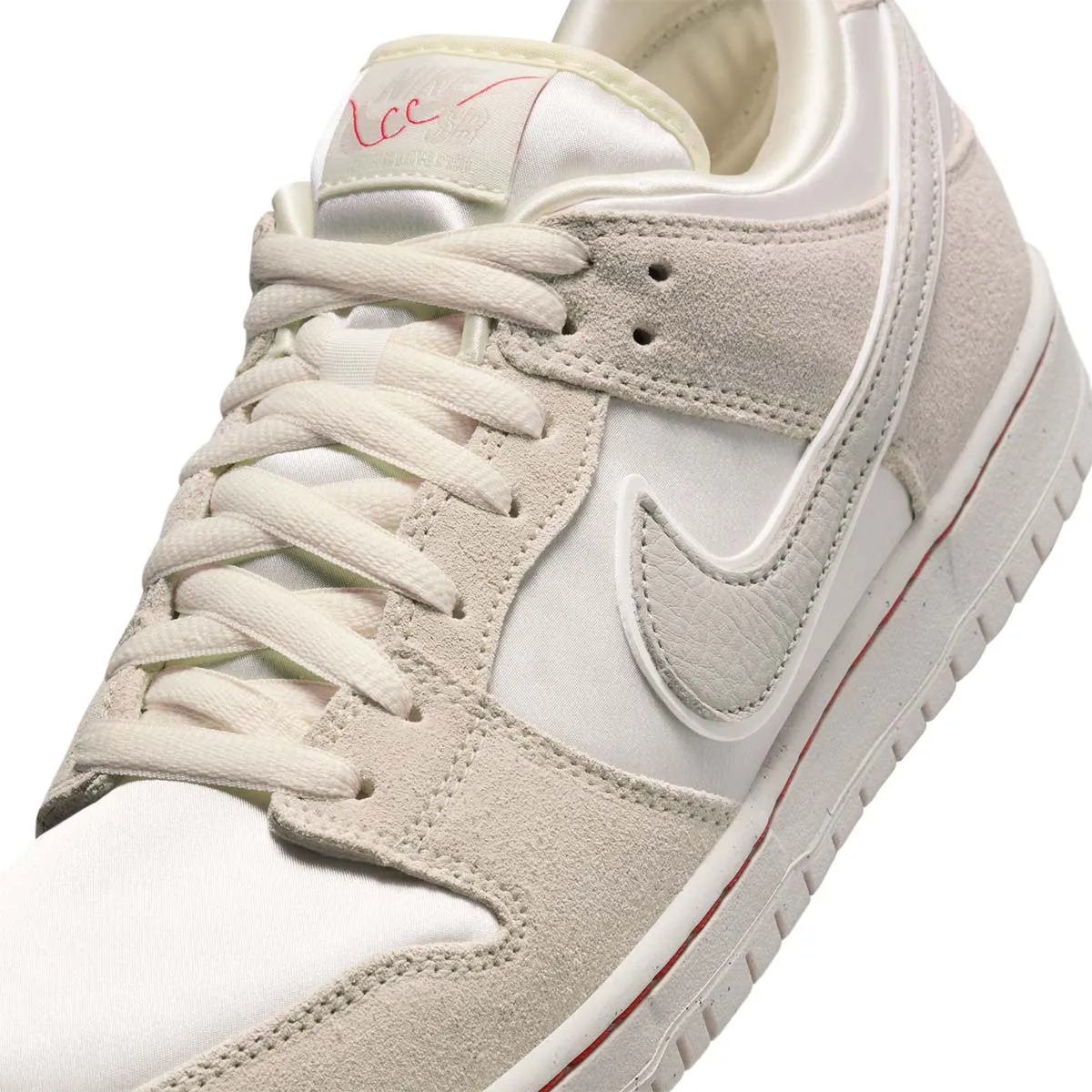 Nike SB - Dunk Low Pro Premium Shoes City Of Love Light Bone