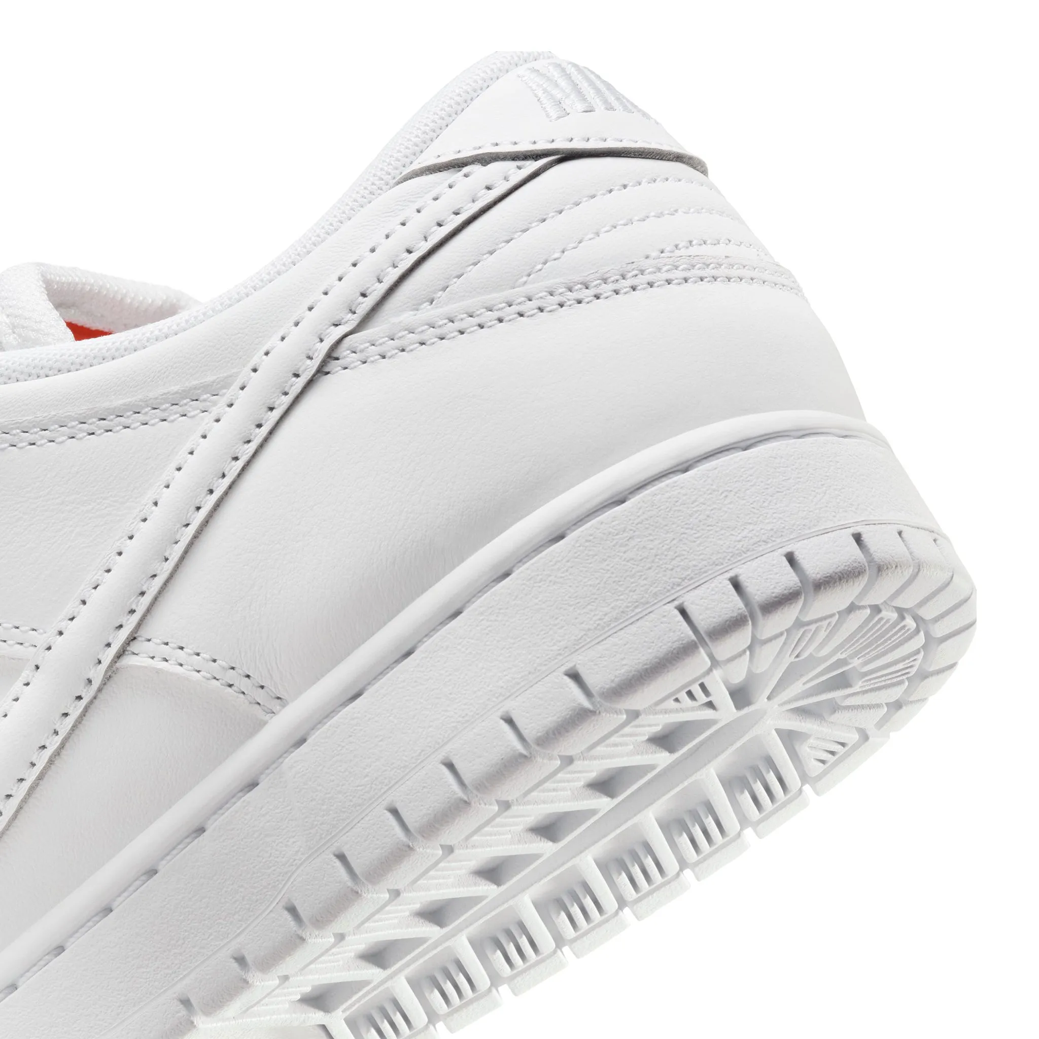 Nike SB Dunk Low Pro White/White/White