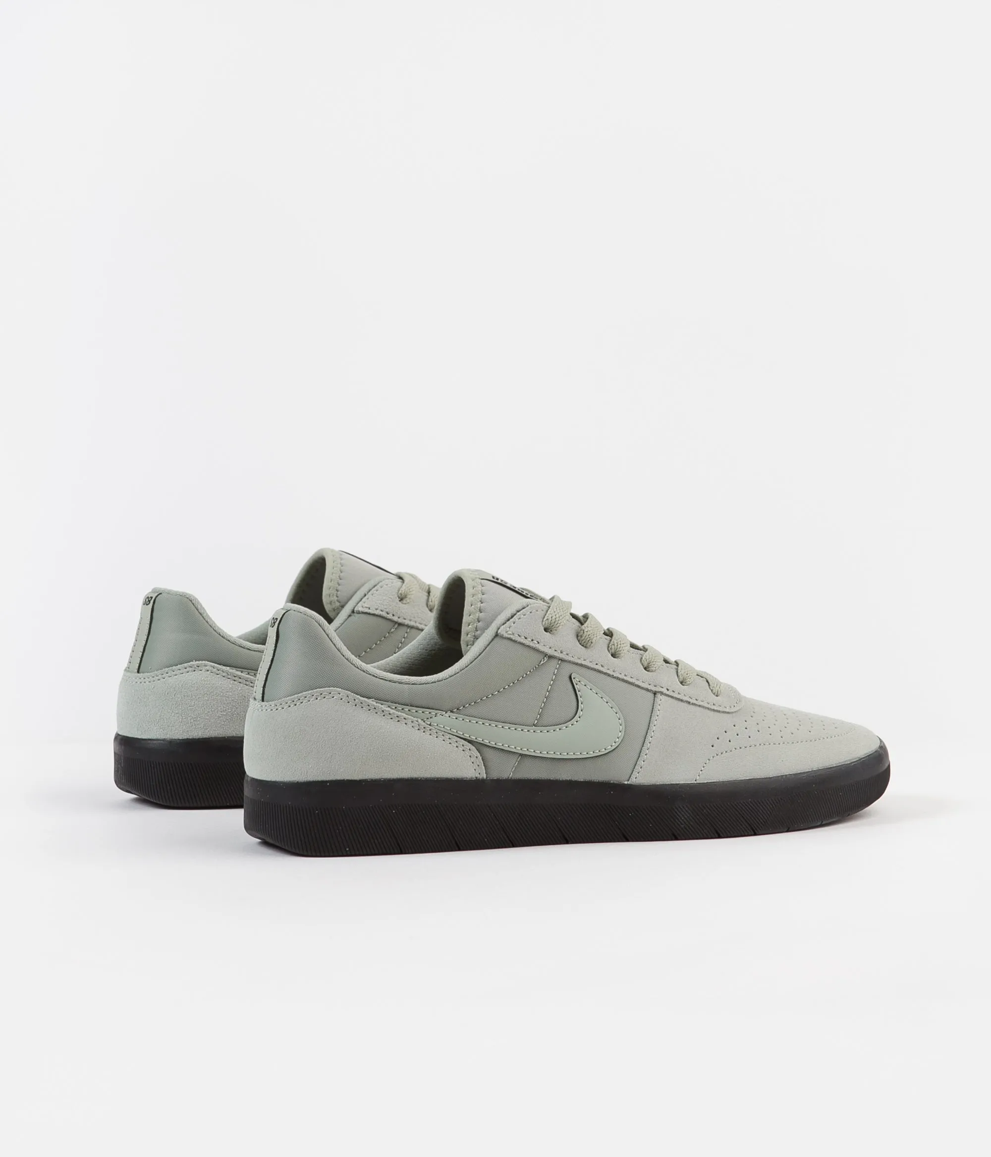 Nike SB Team Classic Shoes - Jade Horizon / Jade Horizon - Black