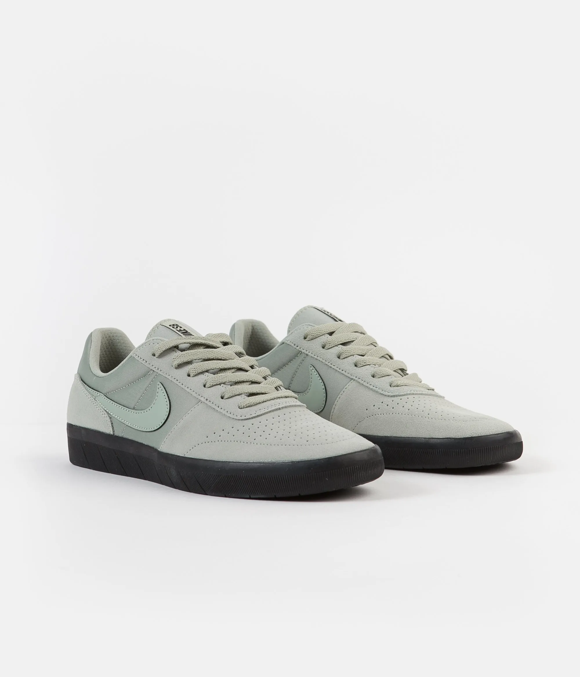 Nike SB Team Classic Shoes - Jade Horizon / Jade Horizon - Black