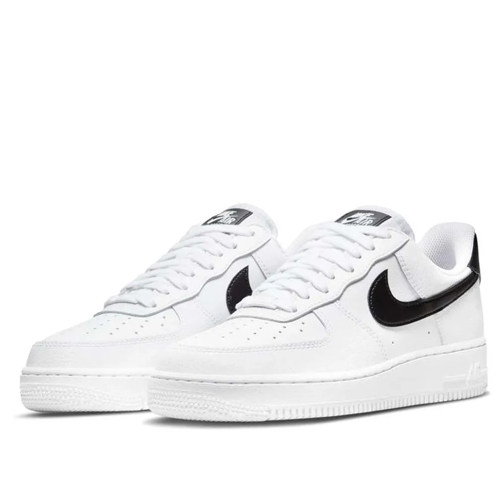 Nike Women's Air Force 1 '07 Shoes