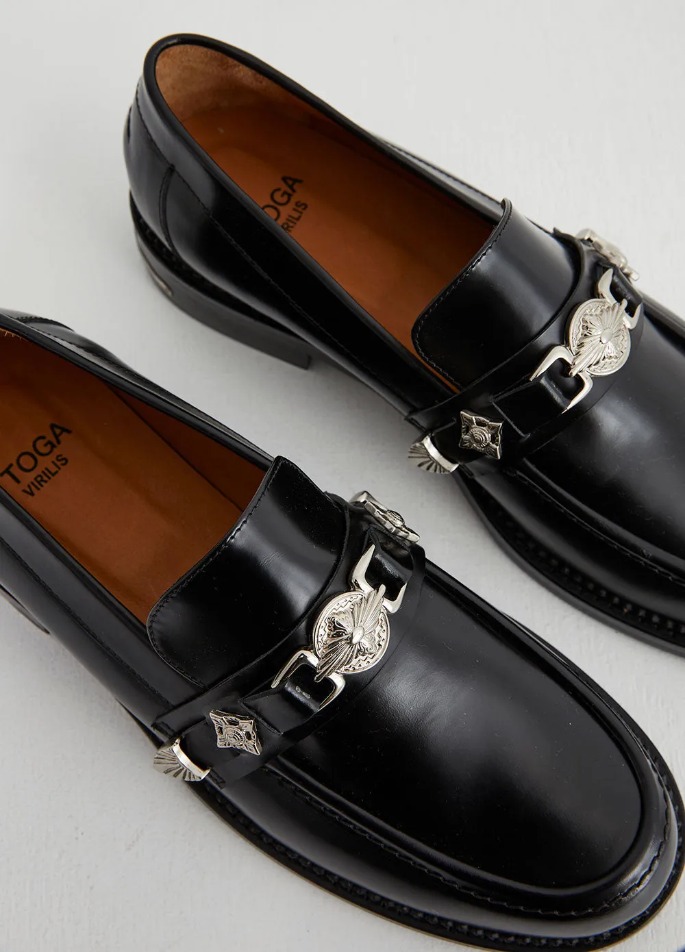 Polido Loafers