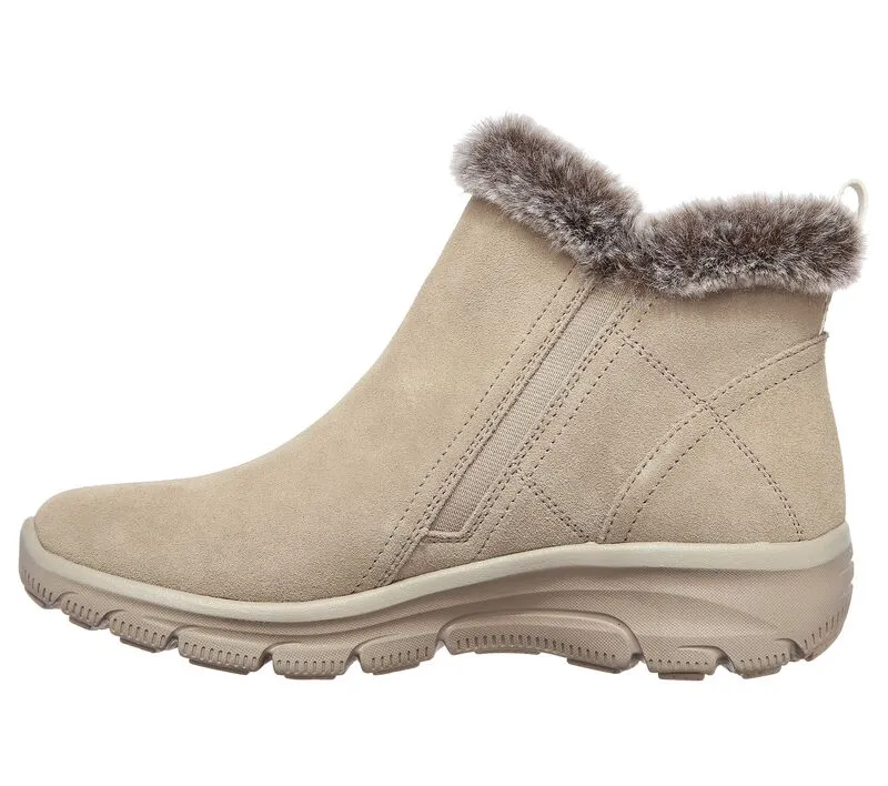 Skechers Womens Easy Going Pull On Boots