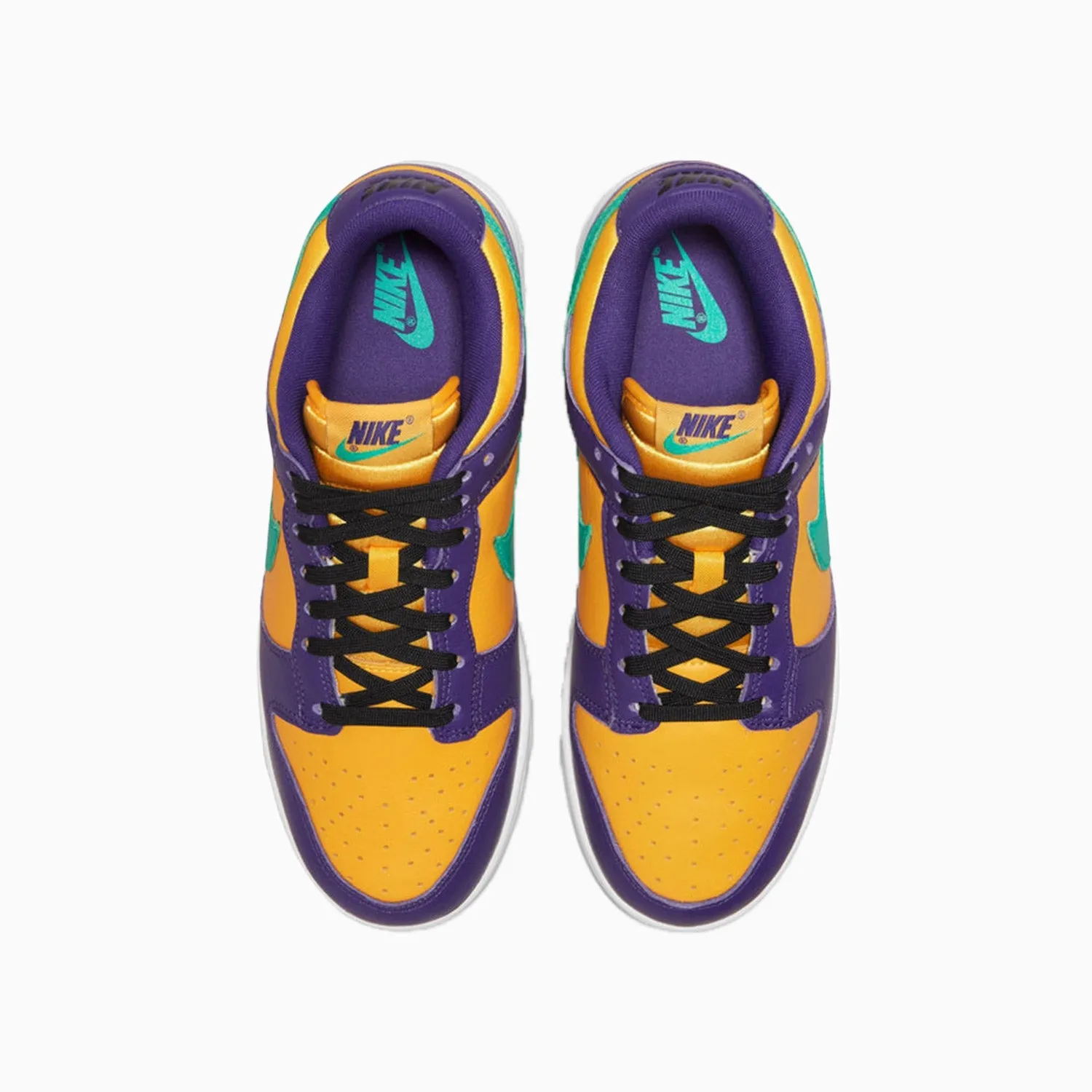 Women's Nike Dunk Low X  Lisa Leslie