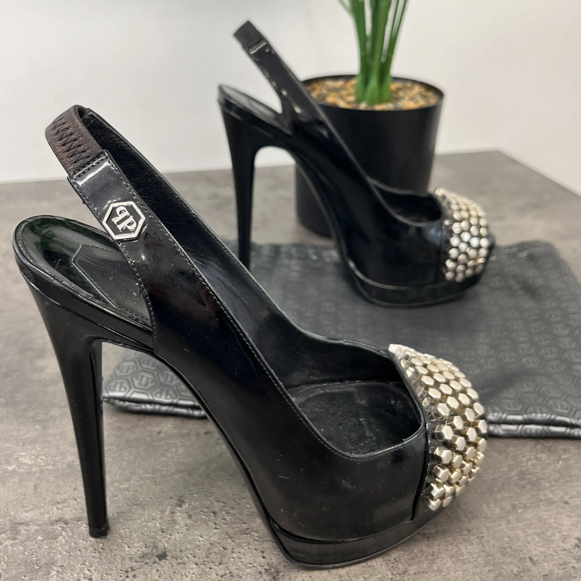 Women's Peep Toe Stud Heels Black Size EU 37 / UK 4